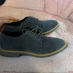 Brand new Golaiman men’s dress shoes